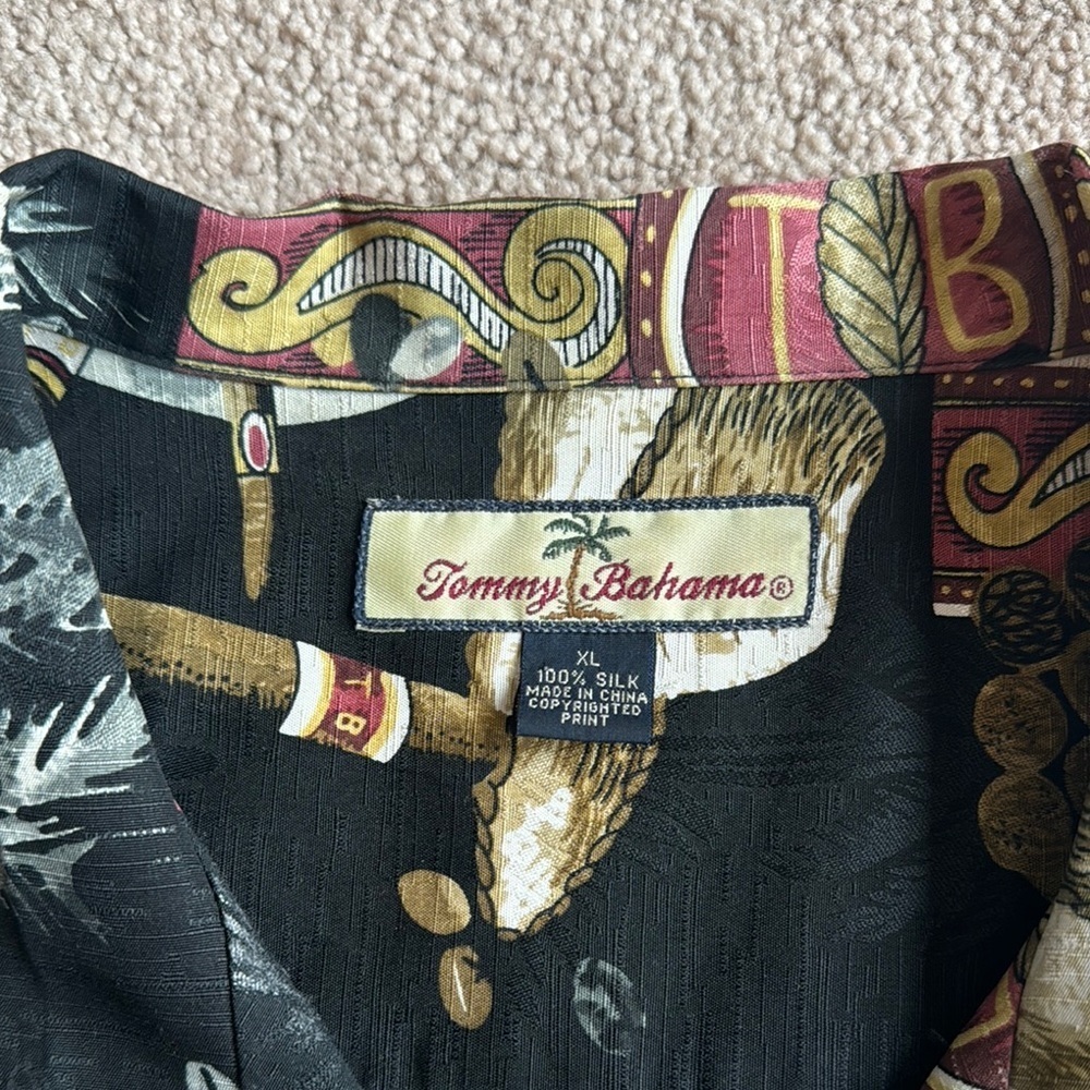 Black Tommy Bahama Hawaiian Men's Silk Shirt - Picture 4 of 5